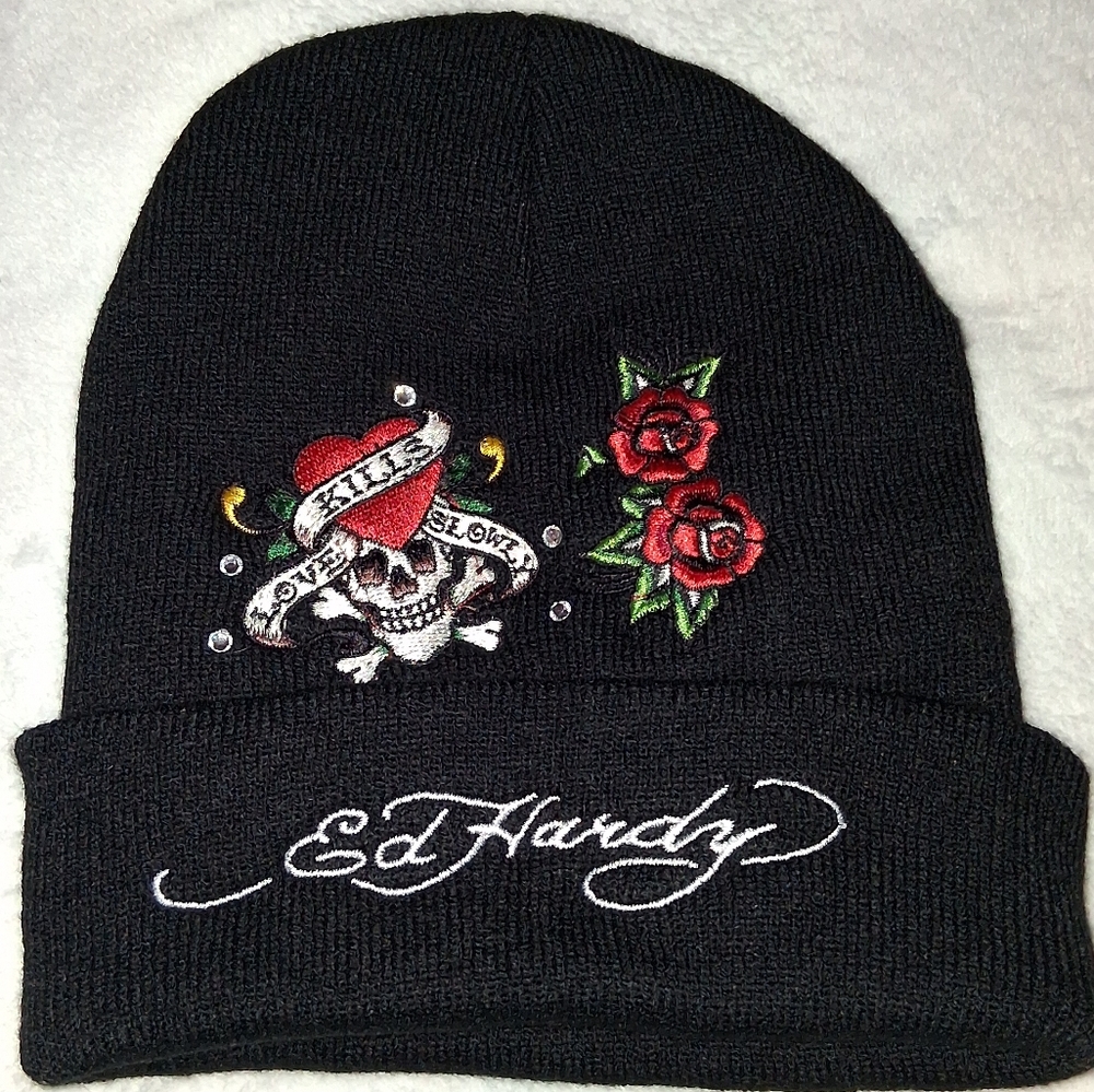 Y2K Don Ed Hardy Skull & Roses Winter Knit Beanie Hat Christian Audiger